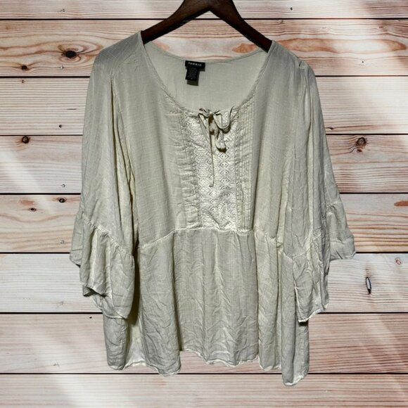 torrid Tops - Torrid Cream Top Size 4